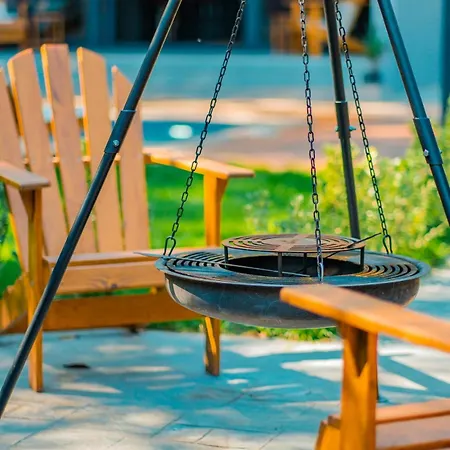 Nevbahar Ile Lueks Bir Tatile Merhaba Deyin Hébergement de vacances *