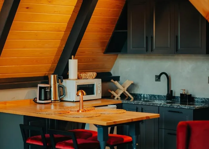 Nevbahar Ile Lueks Bir Tatile Merhaba Deyin Ferienhaus Sapanca