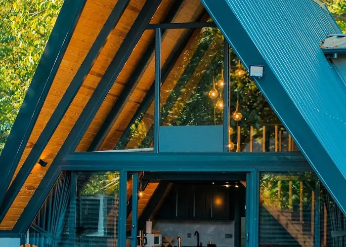 Nevbahar Ile Lueks Bir Tatile Merhaba Deyin *